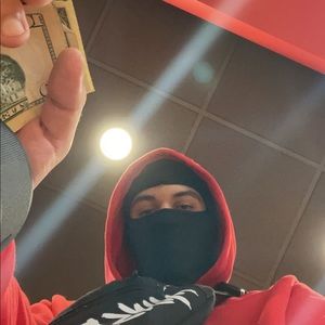 Meet your Posher, Cristian